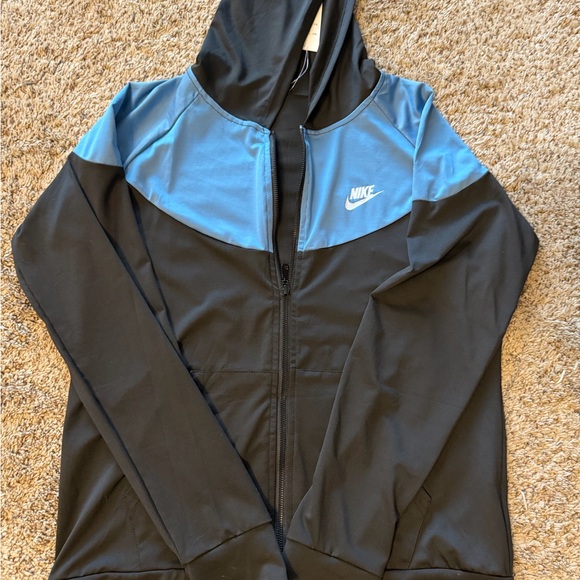 Nike Black and Light Blue Zip-Up Hoodie with Tank and Joggers - Picture 2 of 13